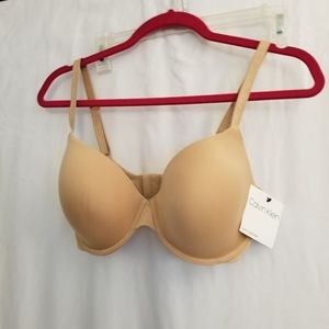 Calvin Klein Lightly Lined Demi Bra